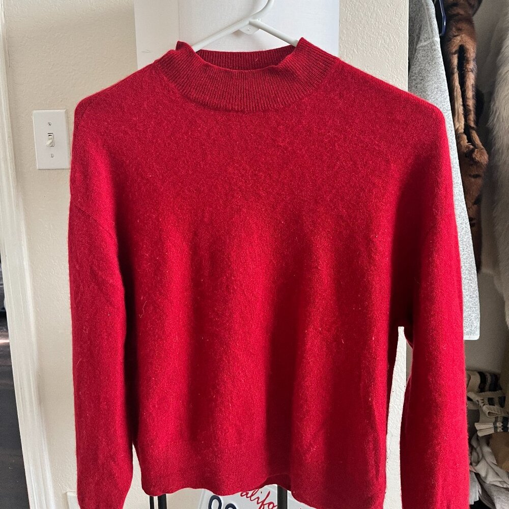 Everlane 100% Cashmere Red Sweater-Medium Size-Crop Short style